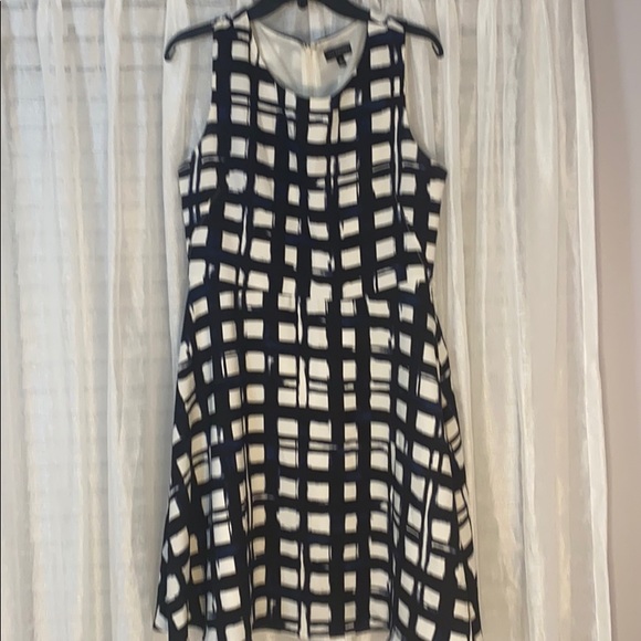 Fit & flare dress - Picture 1 of 2